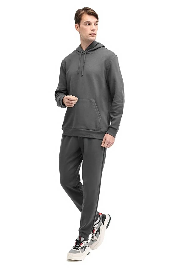 MB REVES 22LJK-586062 5PR