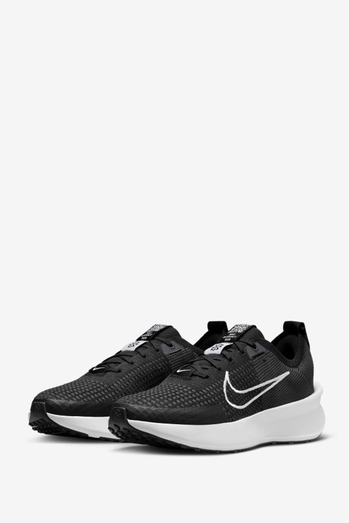 NIKE INTERACT RUN