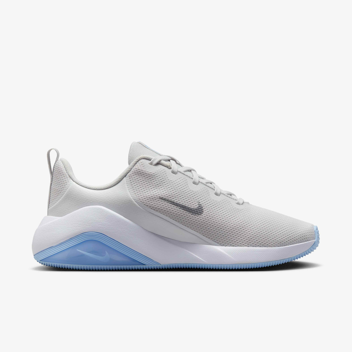Nike Bella 7