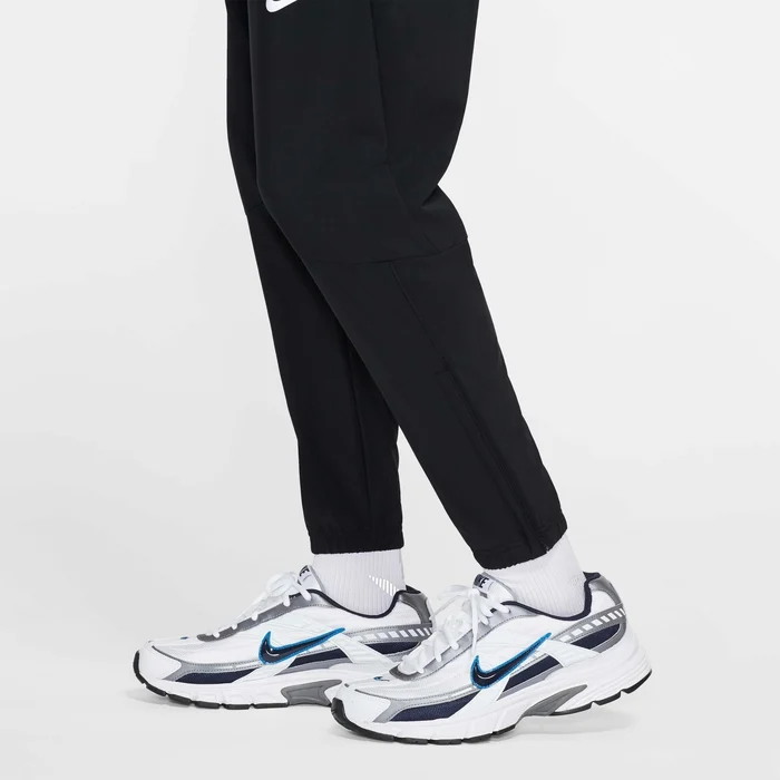 Nike Initiator