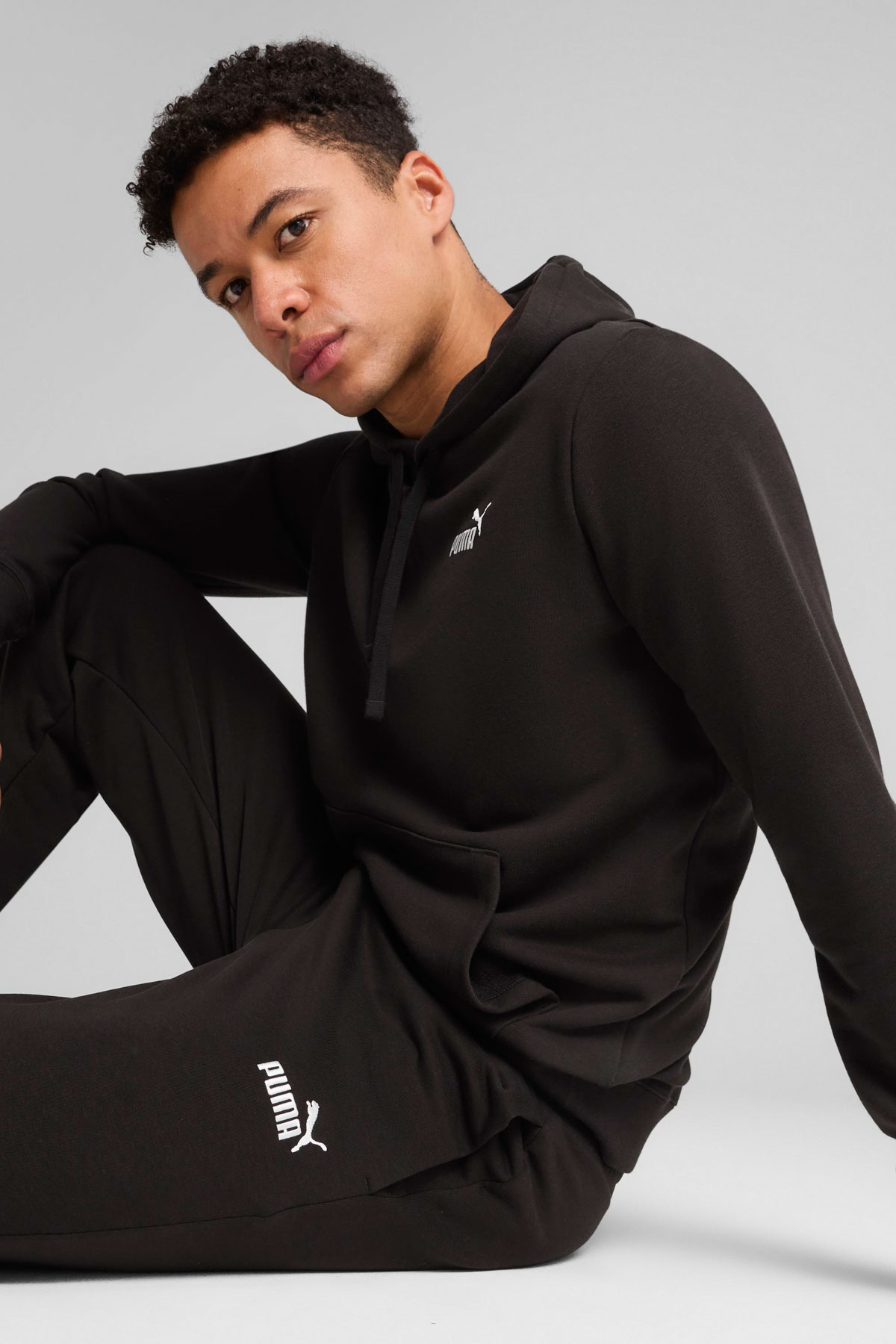 5M,ESS No. 1 Logo Sweatpants,SIYAH